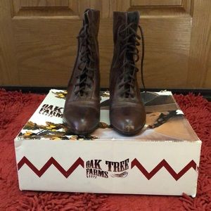 Oak Tree Farm Lace Up Boots (Victorian)